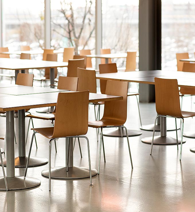 Kantinen Einrichtung für Mitrbeiter von Schreinerei Schwarzwälder GmbH